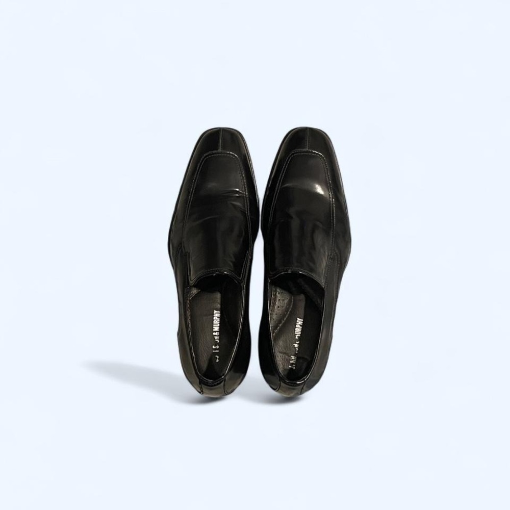 Johnston & Murphy black leather loafers size 11
